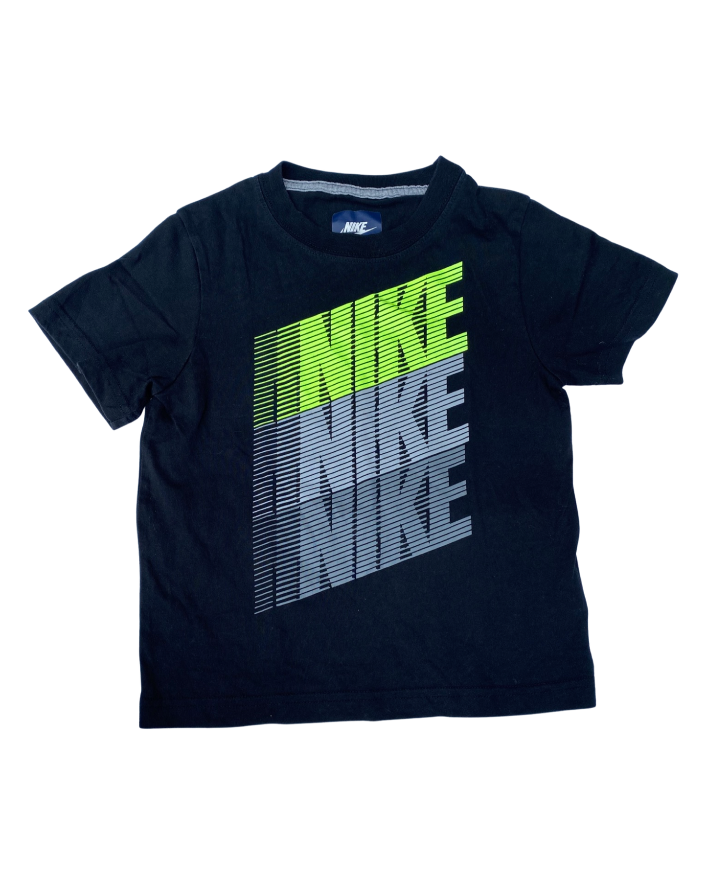 Nike black graphic logo print t shirt (size 4-5yrs)
