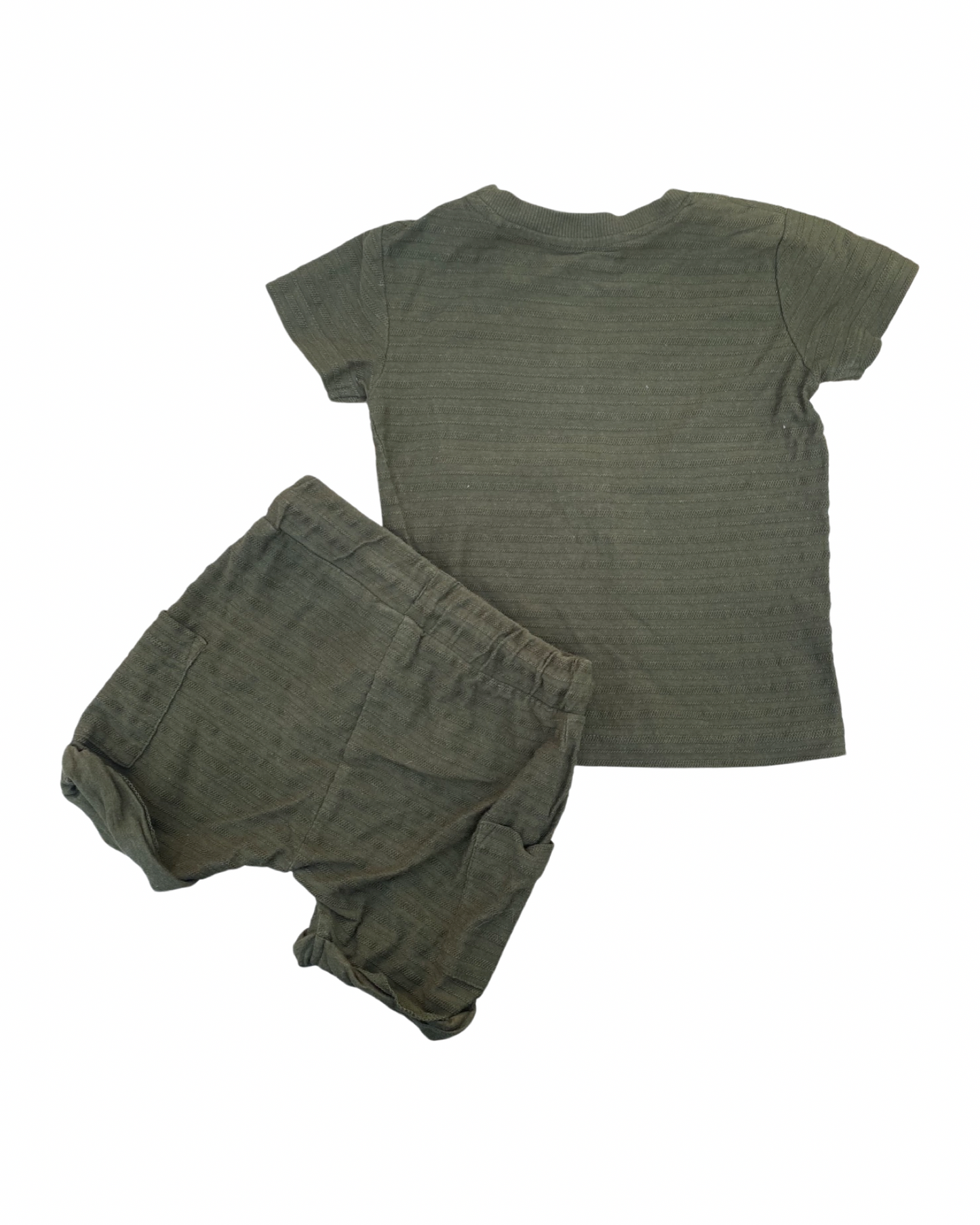 Next khaki 2 piece t shirt & shorts set (9-12mths)